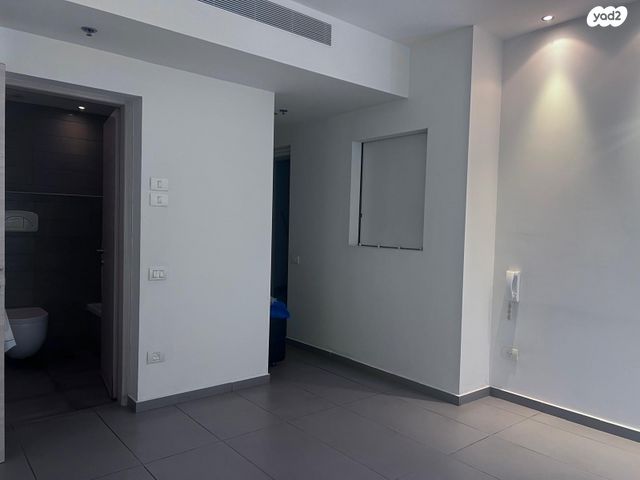 דירה, ניסים אלוני 17, צמרות איילון, פארק צמרת, תל אביב יפו