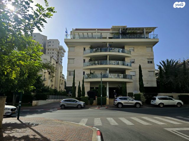 דופלקס, תל חי 71, מזרחי א, כפר סבא