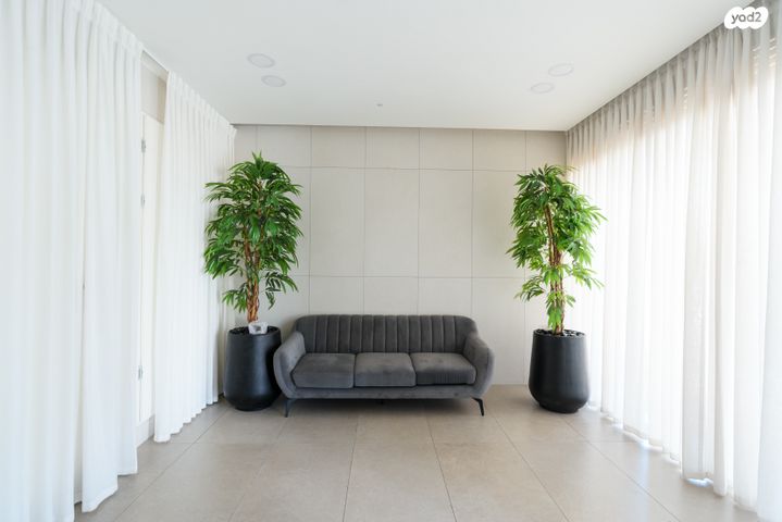 דירה, אור ים, אור עקיבא