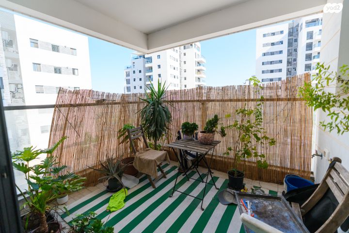 דירה, אור ים, אור עקיבא