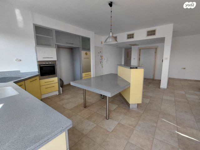 לוין אפשטיין 