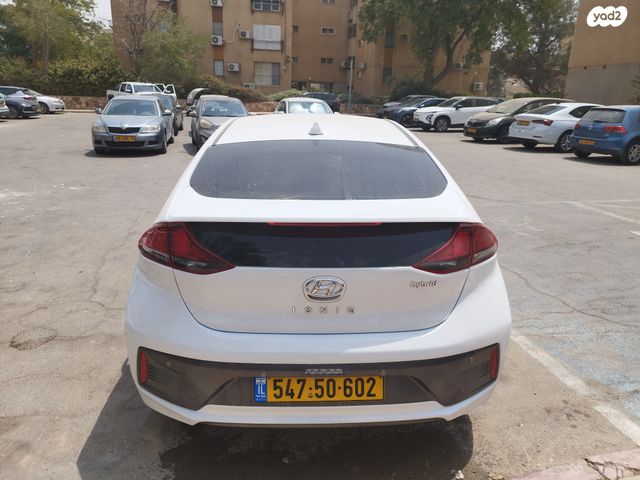 יונדאי איוניק