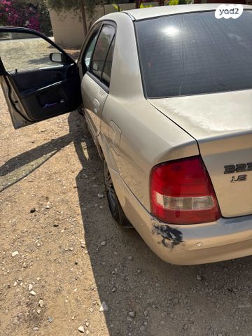 מאזדה 323