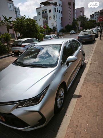 טויוטה קורולה