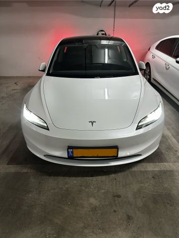 מודעת רכב טסלה מודל 3