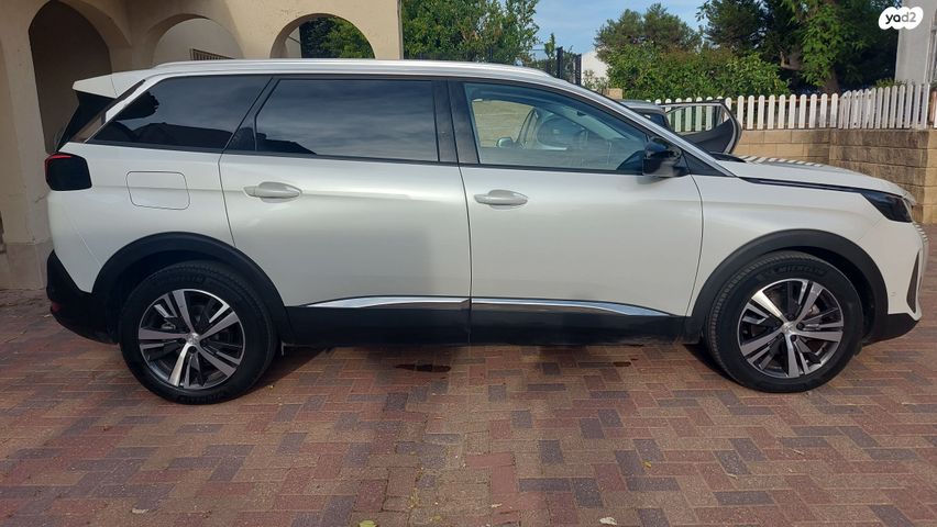 מודעת רכב פיג'ו 5008