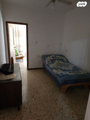 דירת גן, שמעוני 12, רמת השקמה, רמת גן