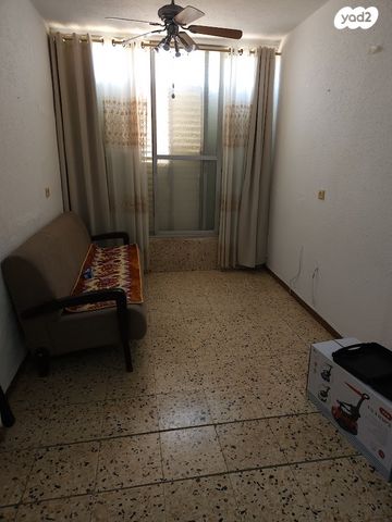 דירת גן, שמעוני 12, רמת השקמה, רמת גן