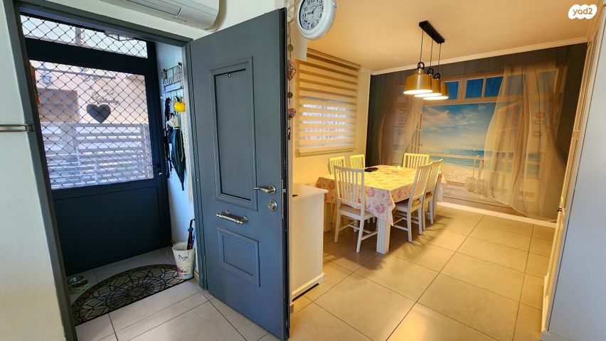 דו משפחתי, אודם 54, סביונים, מעלות תרשיחא