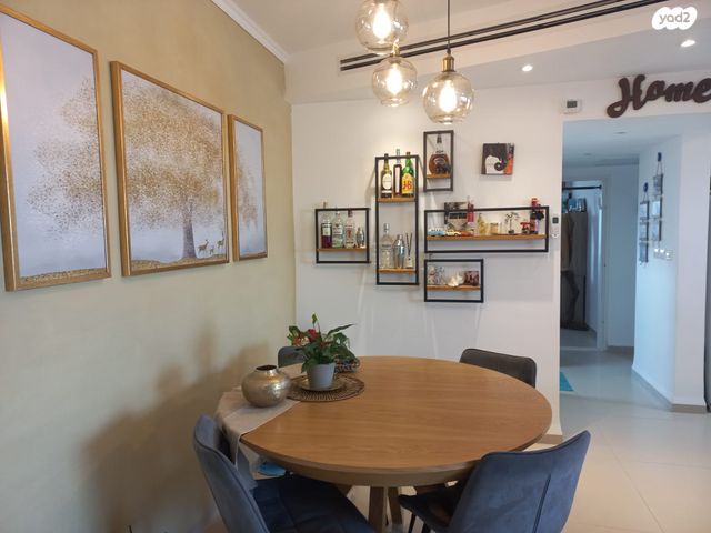 דירה, סביון 9, הפרחים, חריש