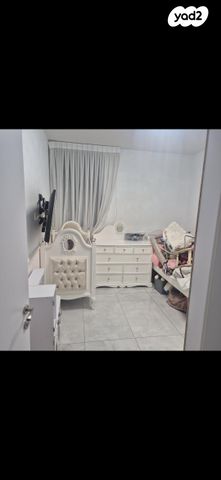 דירה, אריק איינשטיין 24, הרקפות, ראשון לציון