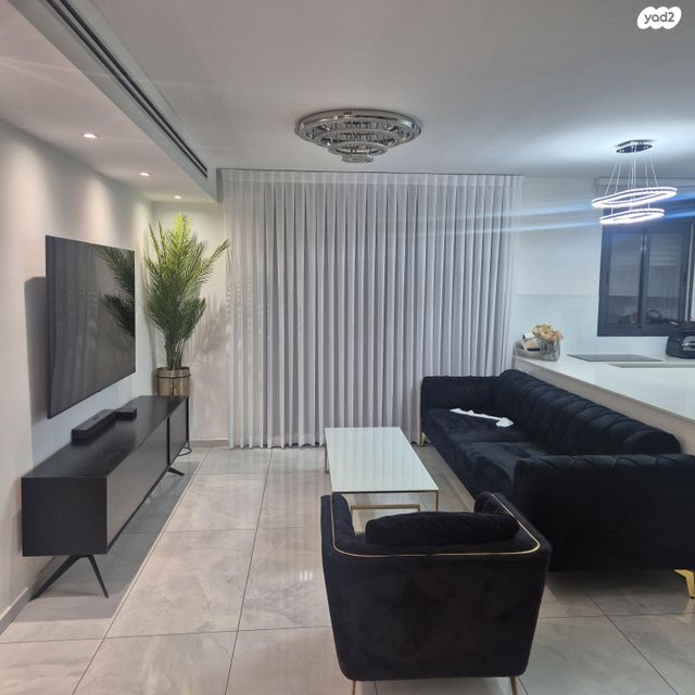 דירה, אריק איינשטיין 24, הרקפות, ראשון לציון