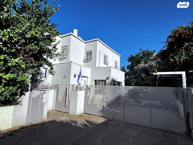 בית פרטי/ קוטג', גורדוניה 23, מרכז פרדס חנה, פרדס חנה כרכור