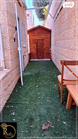 דו משפחתי, הרותם, צמח השדה, מעלה אדומים