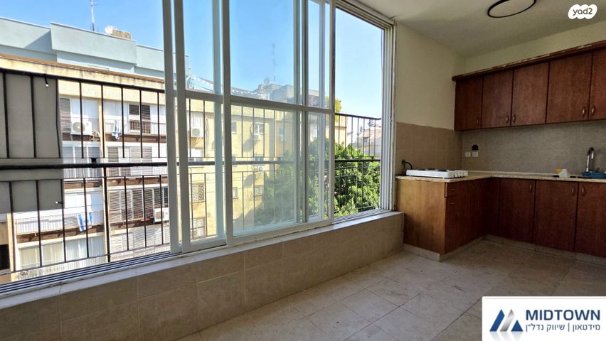 דירה, בן גוריון 34, פועלים ד, כפר סבא