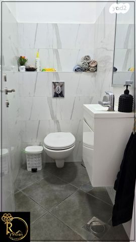 דירה, החלמיש, נופי סלע, מעלה אדומים