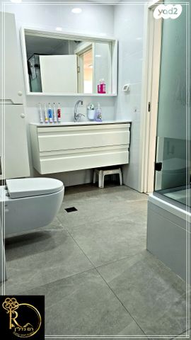 דירת גן, פרי מגדים, מגדים, מעלה אדומים