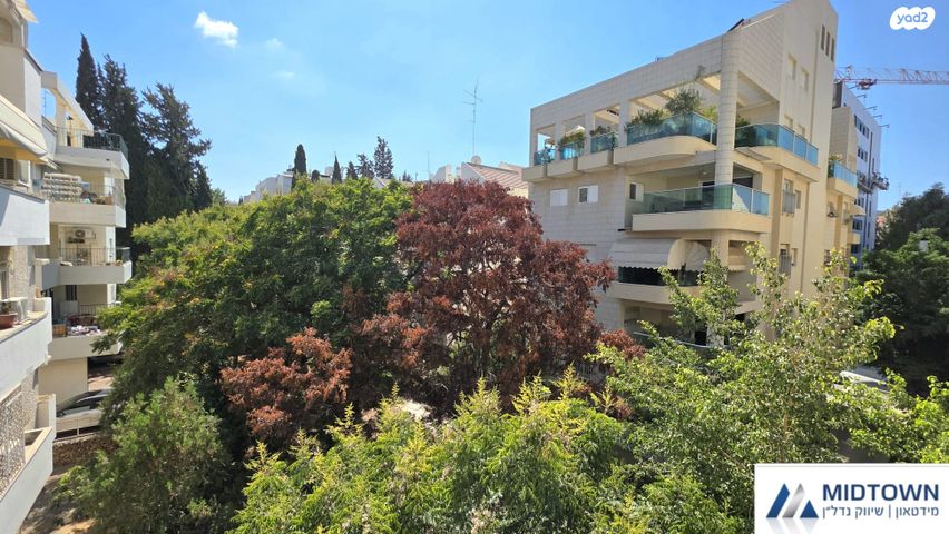 דירה, בן גוריון 34, פועלים ד, כפר סבא