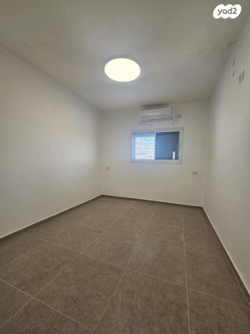 דירה, הגדוד העברי 1, השופטים צפון, רמלה