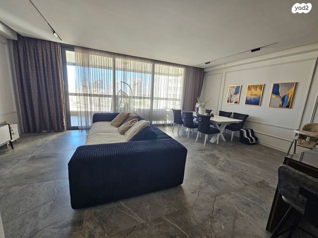 דירה, ג'ו עמר, הקריה מע"ר, אשדוד