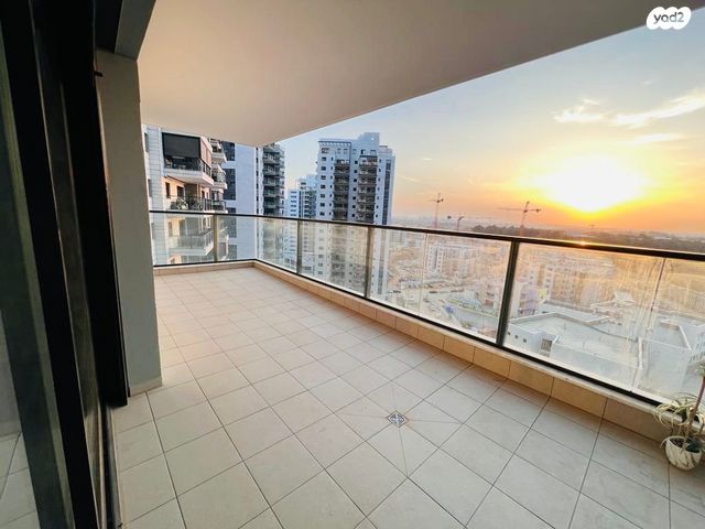 דירה, משה לוי, נאות שמיר, רמלה