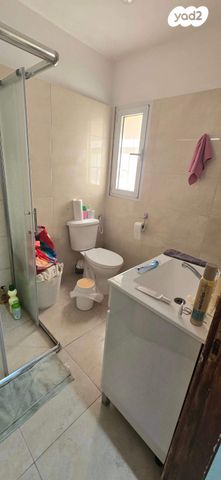 דירת גן, הגפן, עבאס, חיפה