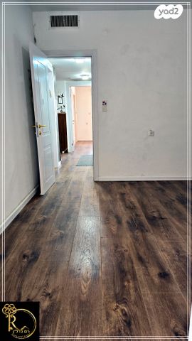 דו משפחתי, הרותם, צמח השדה, מעלה אדומים