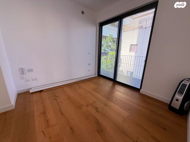 דירה, אחד העם 25, לב תל אביב, לב העיר צפון, תל אביב יפו