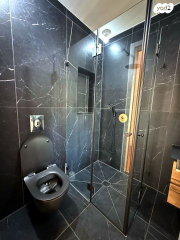 דירה, אחד העם 25, לב תל אביב, לב העיר צפון, תל אביב יפו