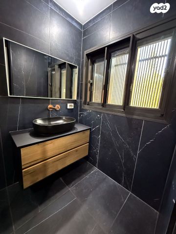 דירה, אחד העם 25, לב תל אביב, לב העיר צפון, תל אביב יפו