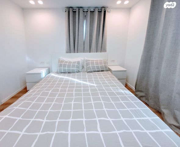 דירת גן, הרצליה