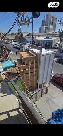 אולמות, מנחם יקואל 7, אזור תעשיה, בת ים