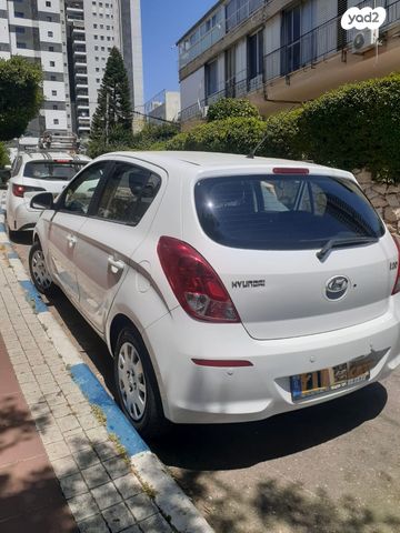 יונדאי i20