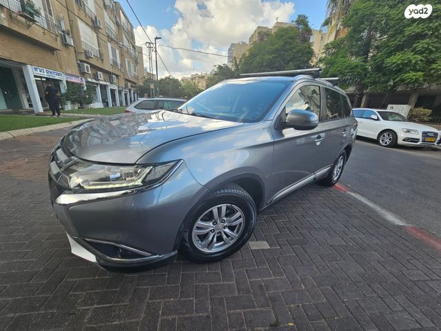 מיצובישי אאוטלנדר