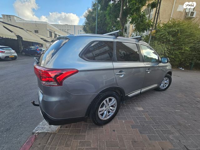 מיצובישי אאוטלנדר