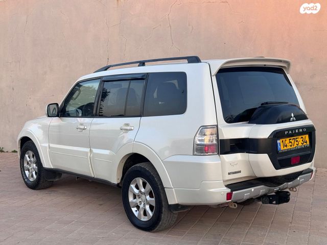 מיצובישי פג'רו