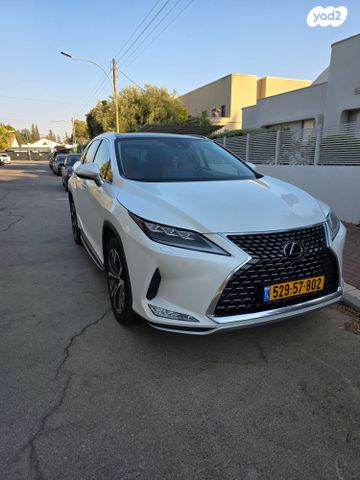 RX Premium 200t אוט׳ 2.0 (238 כ״ס)