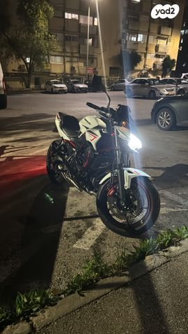 מודעת רכב קאוואסאקי Z650