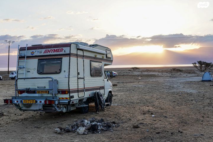 מודעת רכב ממונע אוטוקראוון