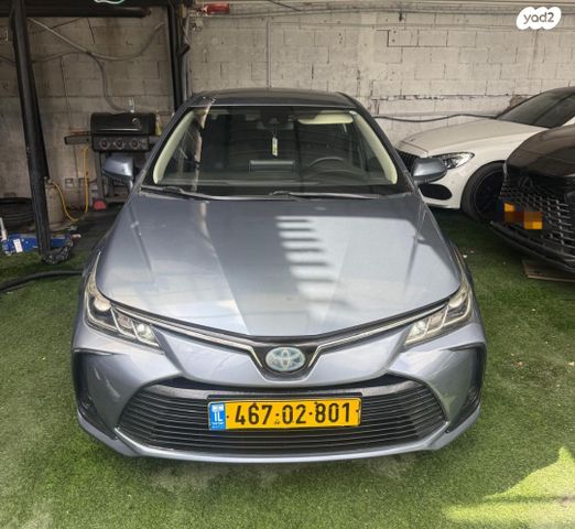 טויוטה קורולה