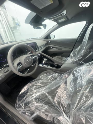 יונדאי אלנטרה