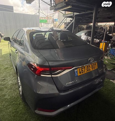 טויוטה קורולה