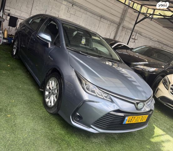 טויוטה קורולה