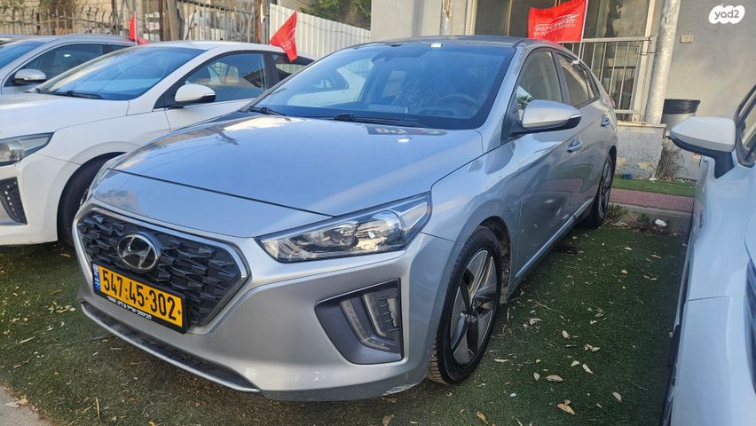 יונדאי איוניק