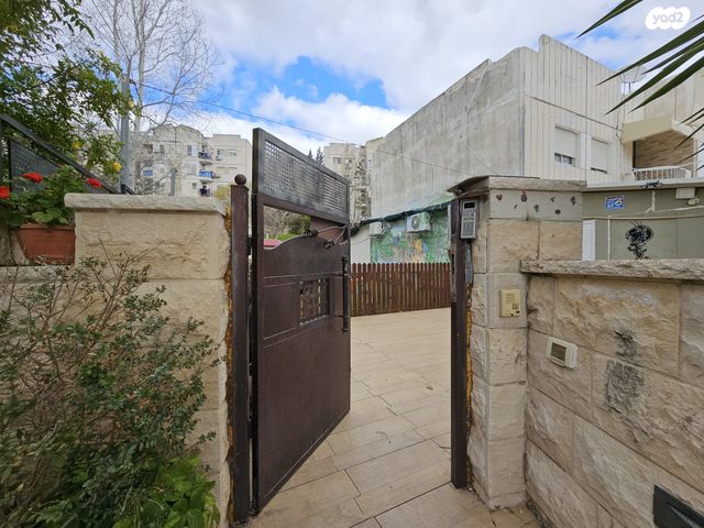 דירת גן, האלונים 36, רמת יקנעם, יקנעם עילית