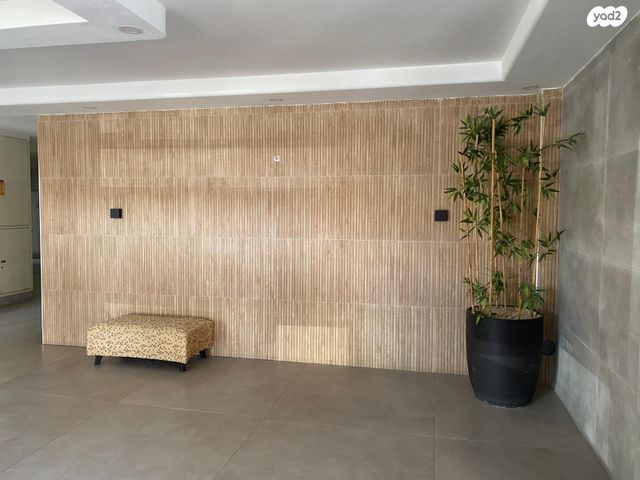 דירה, העצמאות 18, רמב"ם, ראש העין