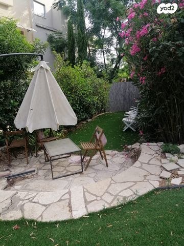 דירת גן, השיקמה 15, קרית מטלון, פתח תקווה