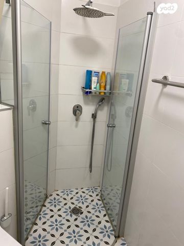 דירה, העצמאות 18, רמב"ם, ראש העין