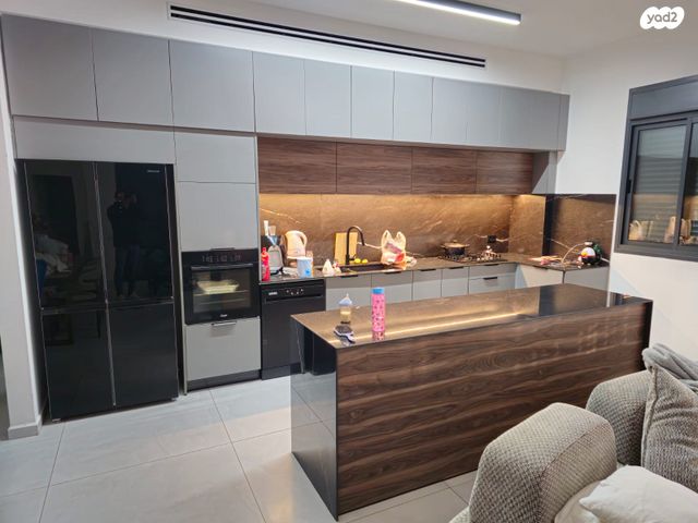 גג/ פנטהאוז, אריאל שרון 2, נווה שרון / שער העיר, נתיבות