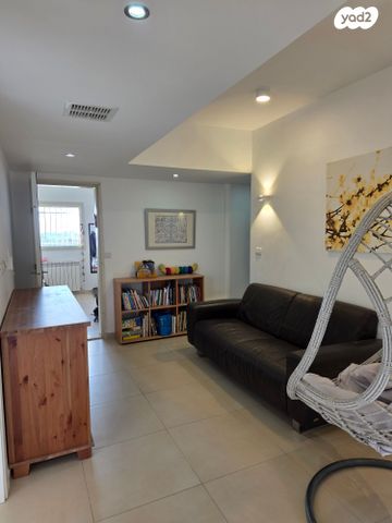 גג/ פנטהאוז, זית שמן 41, גבעת הזית, אפרת